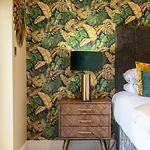 4 Bed In Oc-83250 Holiday home *