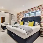 4 Bed In Oc-83250