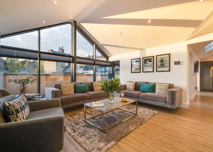 4 Bed In Oc-83250 Holiday home *