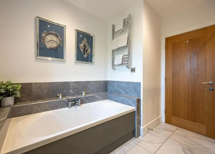 4 Bed In Oc-83250 * Richmond (North Yorkshire)