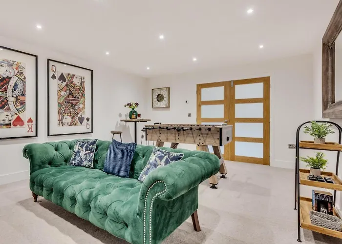 4 Bed In Oc-83250